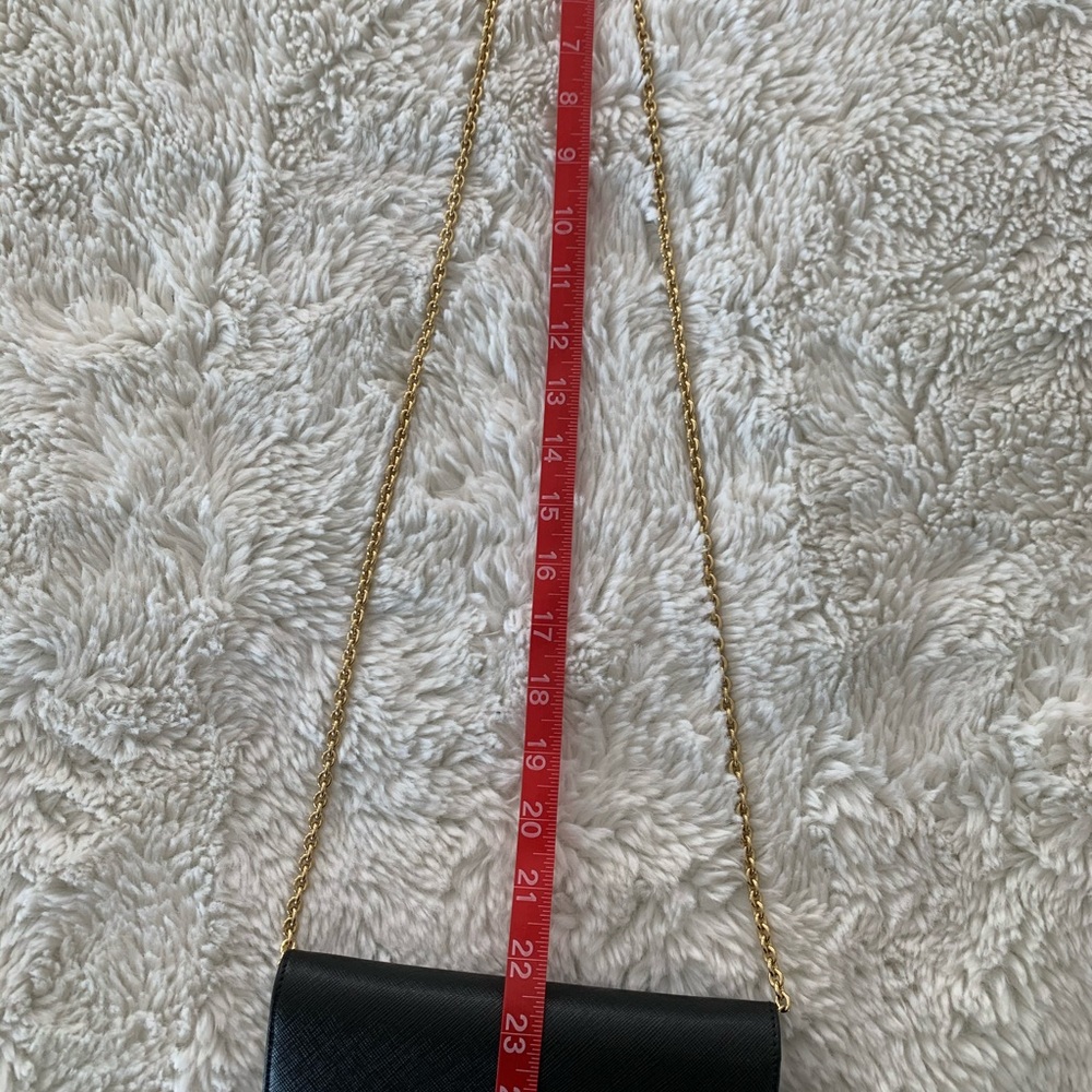 Salvatore Ferragamo Vara Wallet on Chain - Picture 3 of 8